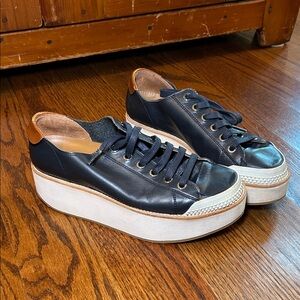 Flamingo Elegant Black and Tan Platform Sneakers, EU 36